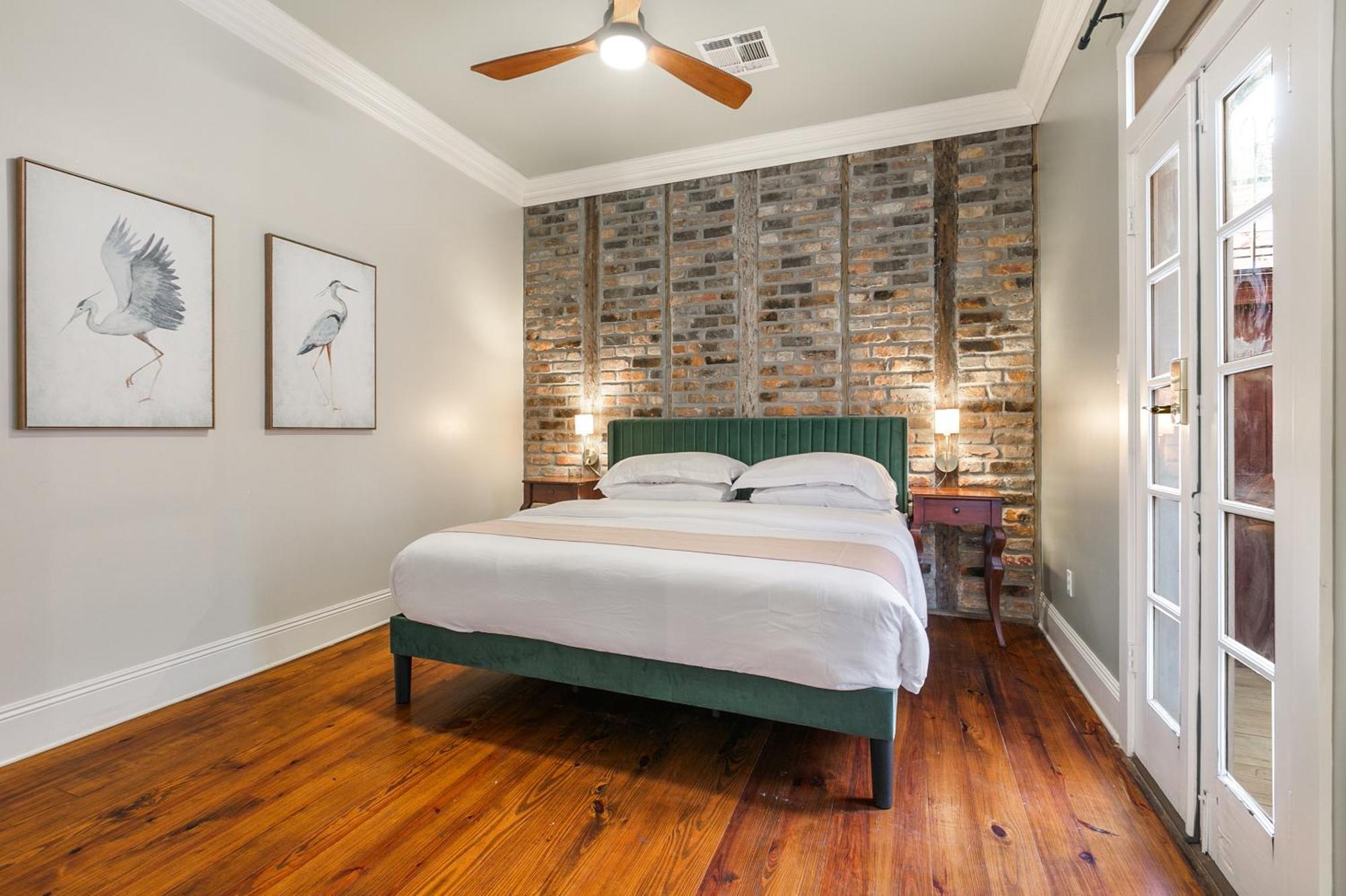 Louis Park Hotel