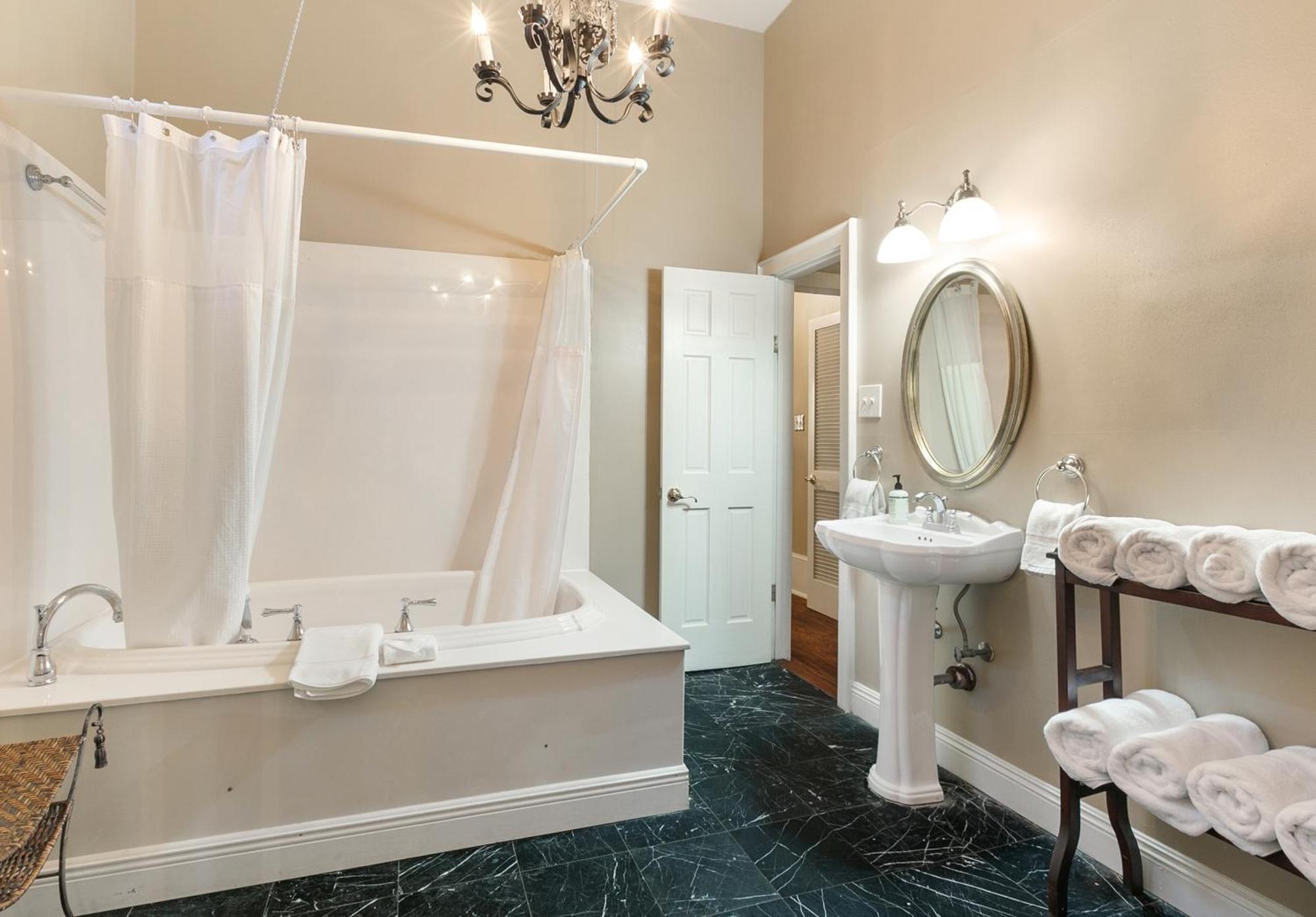 Louis Park Hotel 4*